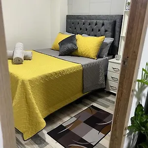 Apartamento Lindo Apartaestudio Cerca Al Centro, Itagüí